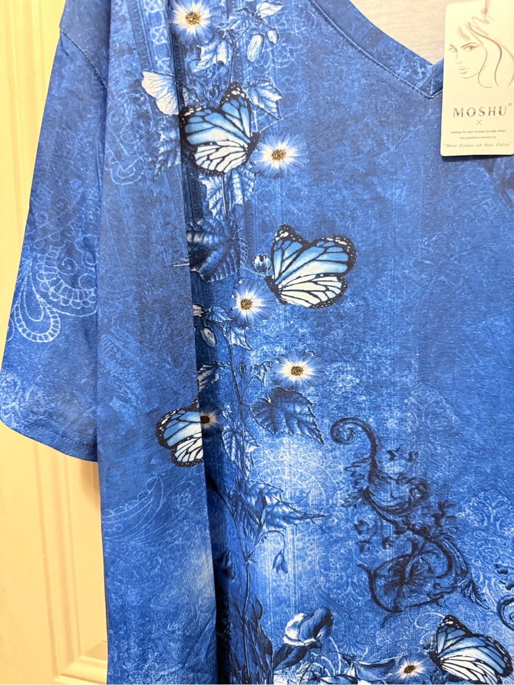 Moshu VNeck Pullover Tunic Top in Blue with Butterflies Size 4 XL - Picture 4 of 5